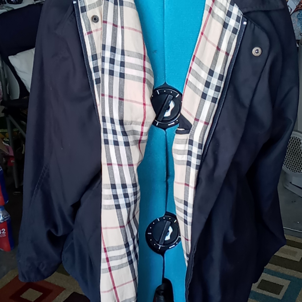 Jacket - Picture 2 of 8